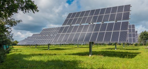 découvrez comment les panneaux solaires transforment l'énergie solaire en électricité, réduisant ainsi vos factures d'énergie et l'empreinte carbone de votre maison. apprenez-en plus sur leurs avantages, leur installation et les subventions disponibles.