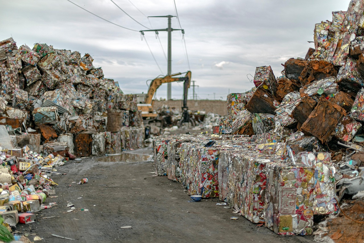 découvrez l'importance de la gestion des déchets pour un environnement durable. apprenez des stratégies efficaces pour réduire, recycler et gérer vos déchets au quotidien.